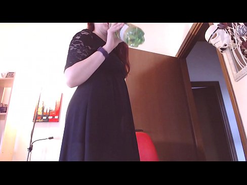 ❤️ Paklusni vergė, mėgstanti nešvarias ir sultingas kelnaites, priversta masturbuotis pažiūrėjusi šį vaizdo įrašą! ❤ Porno vk prie mūsų lt.xxxpornolive.ru ❌❤
